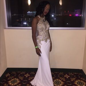 Ball/prom dress